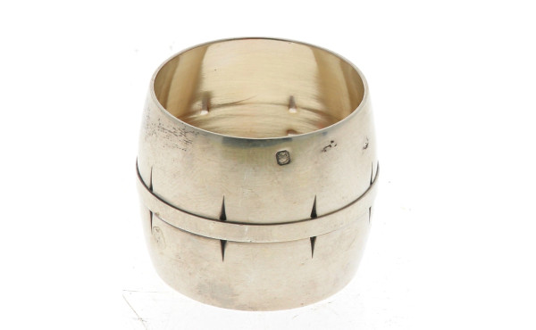 Anneau de serviette en argent, poinçon m