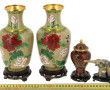 CHINE - Paire de vases en cloisonné à dé
