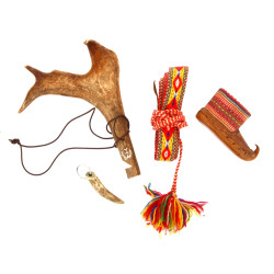 LAPONIE - Lot comprenant une ceinture, u