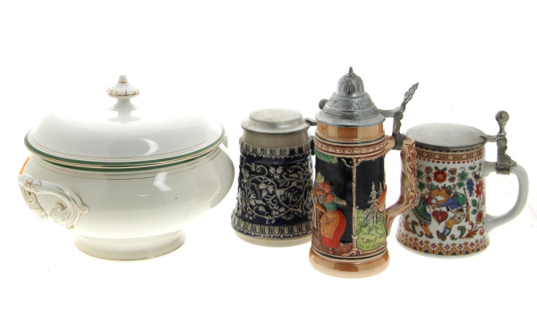 Soupière en faience de Sarreguemines + 3