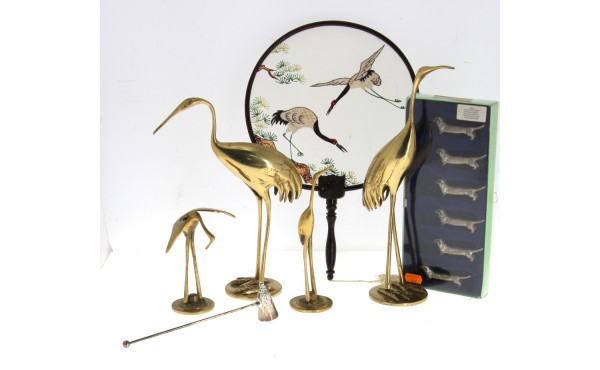 Eventail chinois brodé de grues H 36 cm 