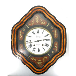 Œil de bœuf cadran marqué "Rennes". 62 x