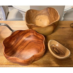 3 coupes en bois tourné dont 2 en olivie