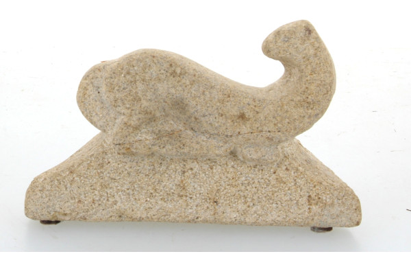 Hermine en granit L. 25 cm