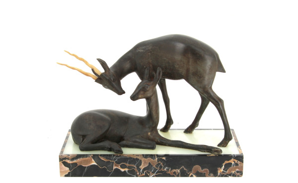 Deux gazelles, sujet en métal compositio