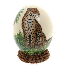 Oeuf d'autruche à décor peint d'une pant