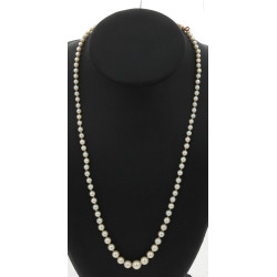 Collier de 98 perles de culture en chute