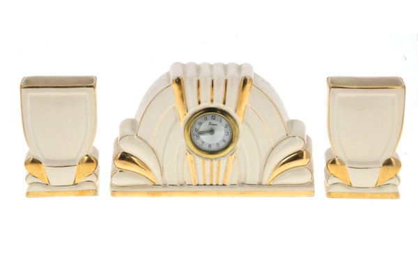 Garniture de cheminée en faïence ivoire 