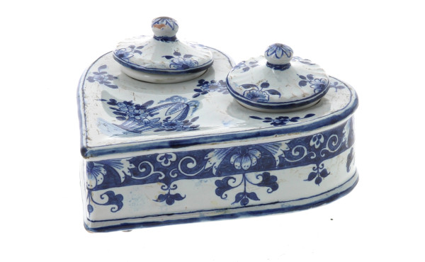 Encrier double en forme de cœur en faïen