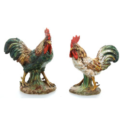 Paire de coqs en barbotine, H 23 cm et 2