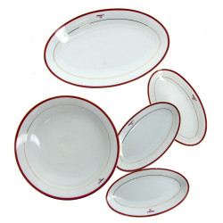 MAXIM'S de PARIS - 1 plat ovale, un plat