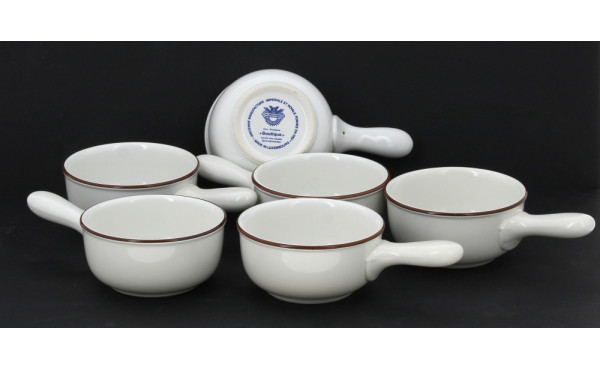 VILLEROY & BOCH - 19 petits caquelons mo