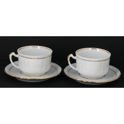 6 tasses déjeuner et sous-tasses en porc