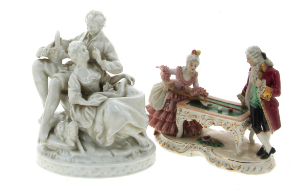 Lot de 2 sujets en porcelaine : un sujet