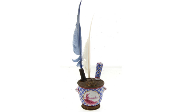 LIMOGES - Encrier en porcelaine et métal