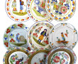 QUIMPER - Lot de 9 assiettes dont 8 en g