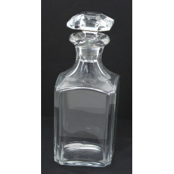 BACCARAT - Carafe à section carrée en cr
