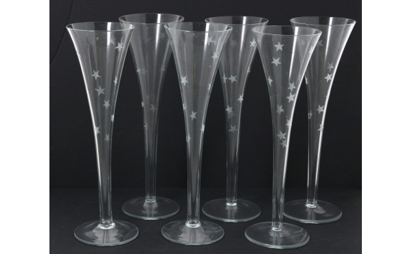 Lot de verrerie: 6 flûtes en verre col é