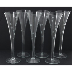 Lot de verrerie: 6 flûtes en verre col é