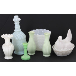 Lot de pièces en opaline de foire vert e