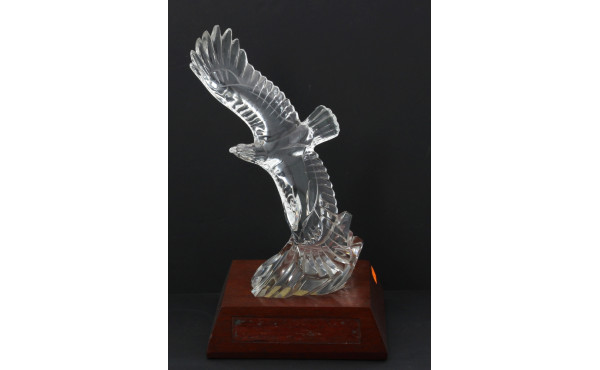 "Oiseau en vol", cristal moulé H 26,5 cm